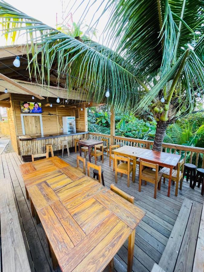 Six Huts Forest View Apartment מראה חיצוני תמונה